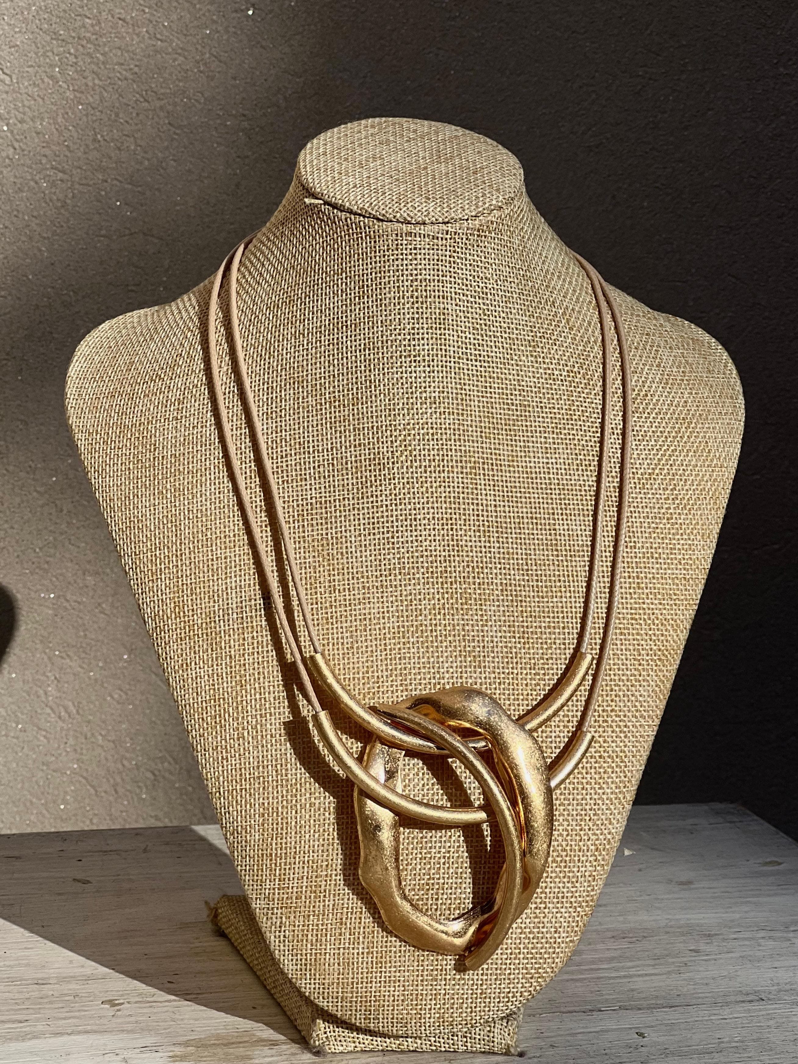 Collar de Diseño | MILENA